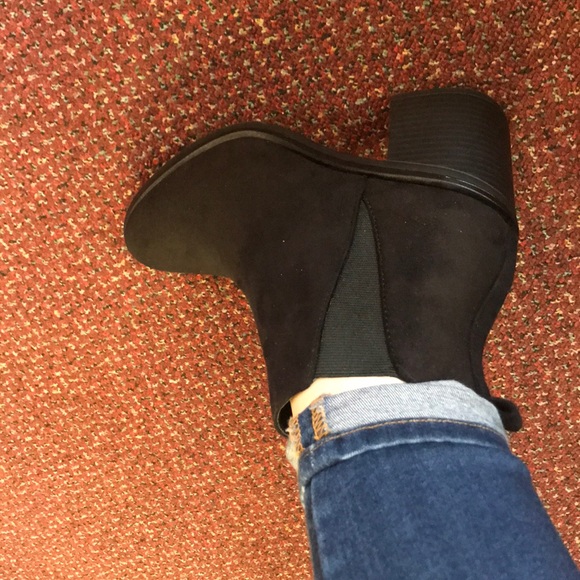 ❌1 LEFT!! Size 8.5❌Comfy Block Heeled Booties - Picture 7 of 8